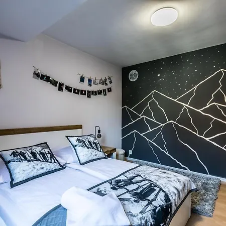 Apartament Bystry Potok アパート ザコパネ